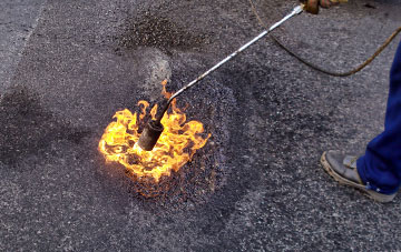 Ragged Appleshaw flat roofing repairs