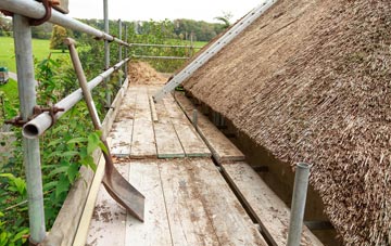 advantages of Ragged Appleshaw thatch roofing